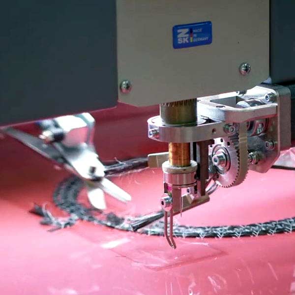 Outside layer motor for enhanced workflow efficiency