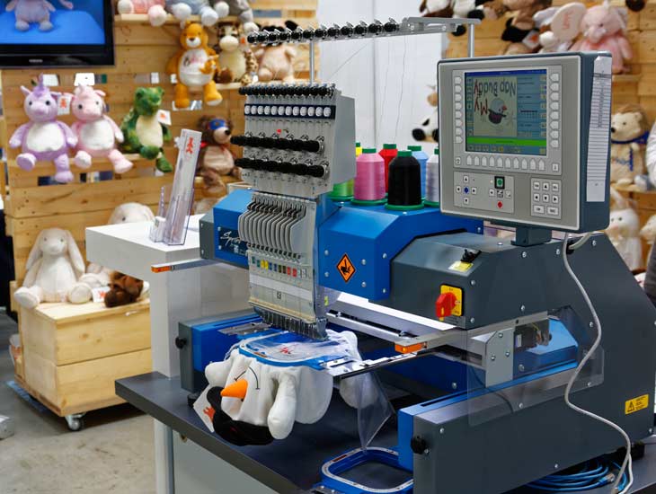 SPRINT 6 - ZSK Einkopf-Stickmaschine mit 12 Nadeln