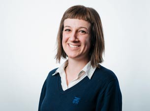 Britta Sanders - ZSK STICKMASCHINEN - Software Trainer and Design