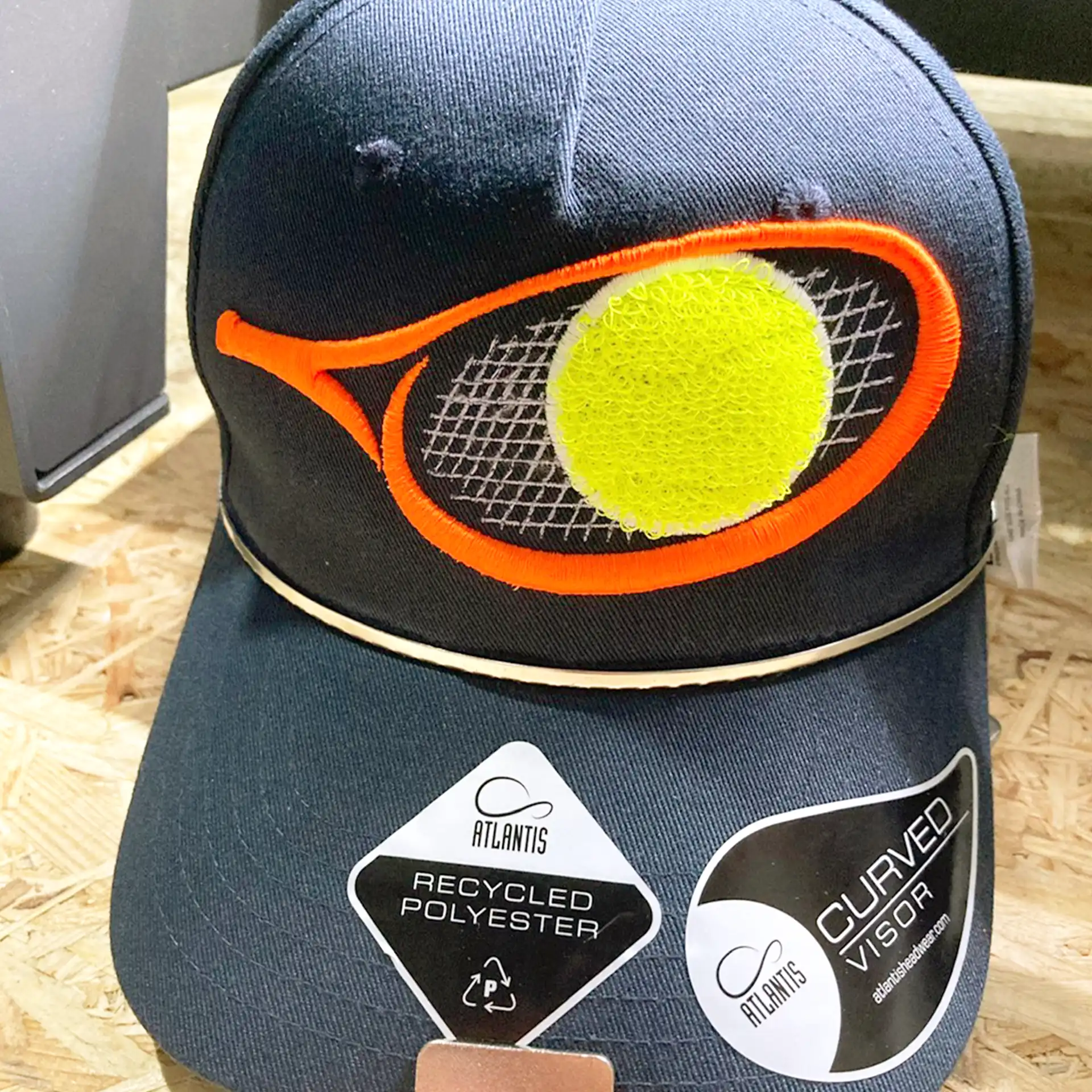 3D Loop Device – effect on a cap